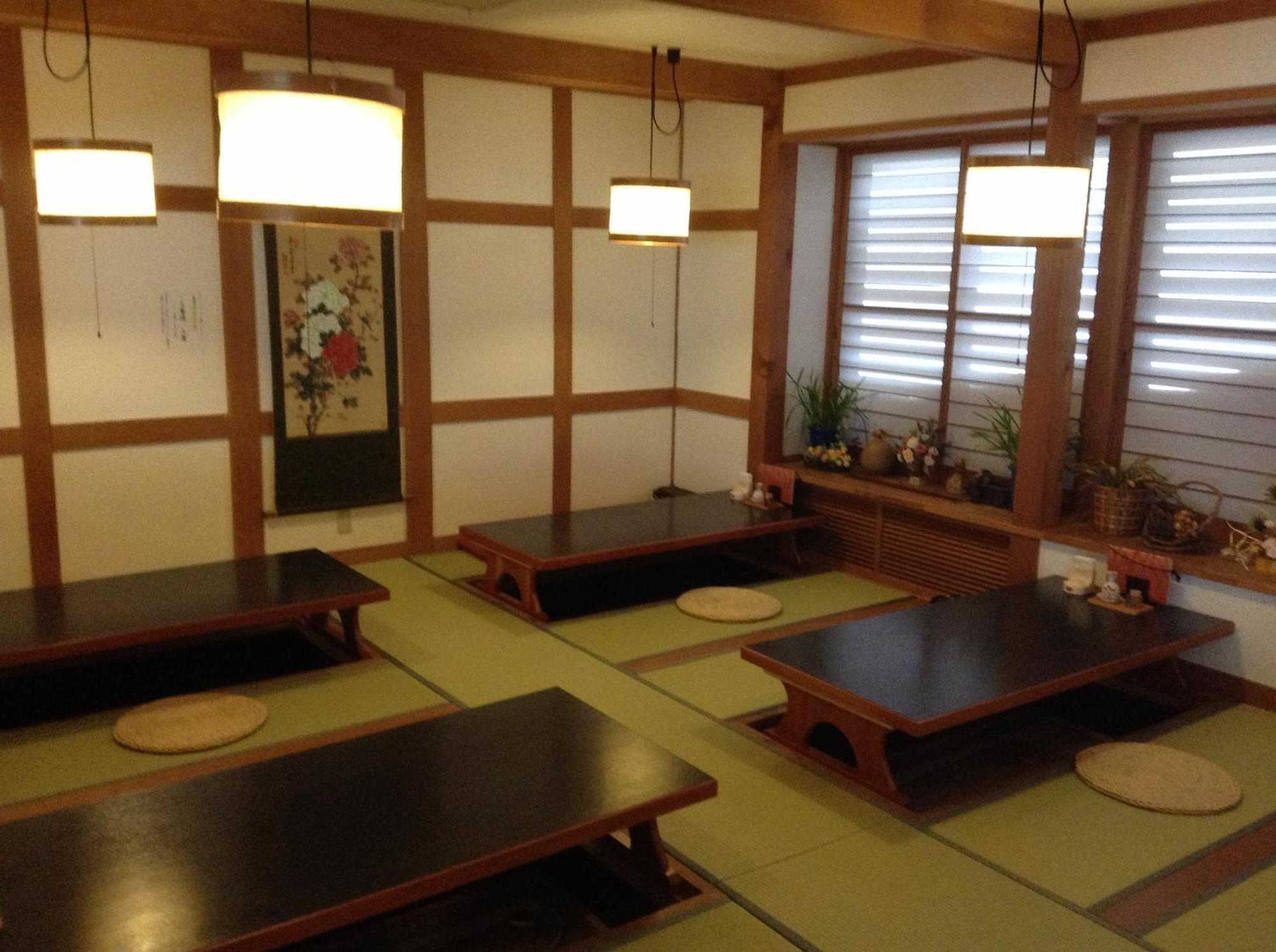 Minamiya 山とねこと遊ぶ宿 みなみ家 هاكوبا المظهر الخارجي الصورة